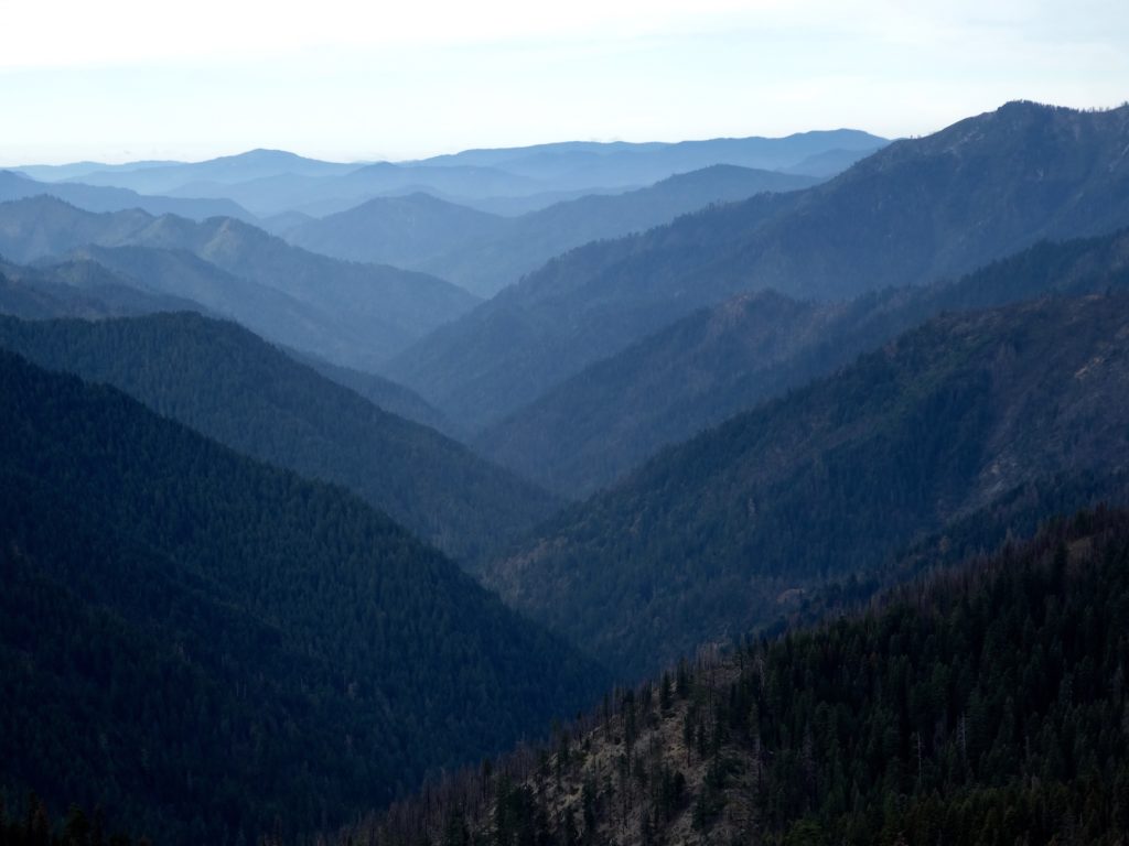 View of high ridges and valleys in all directions on PCT
